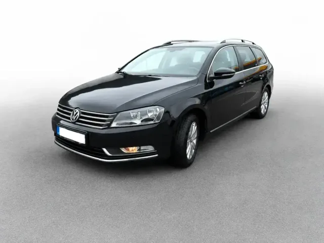 VW Passat kombi — autopůjčovna Jihlava